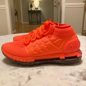 Under Armour HOVR Phantom RN Highlighter